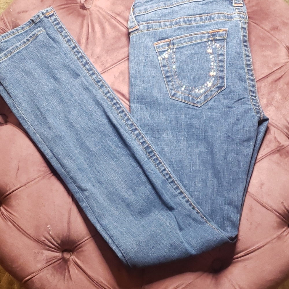 Womans true religion jeans 28